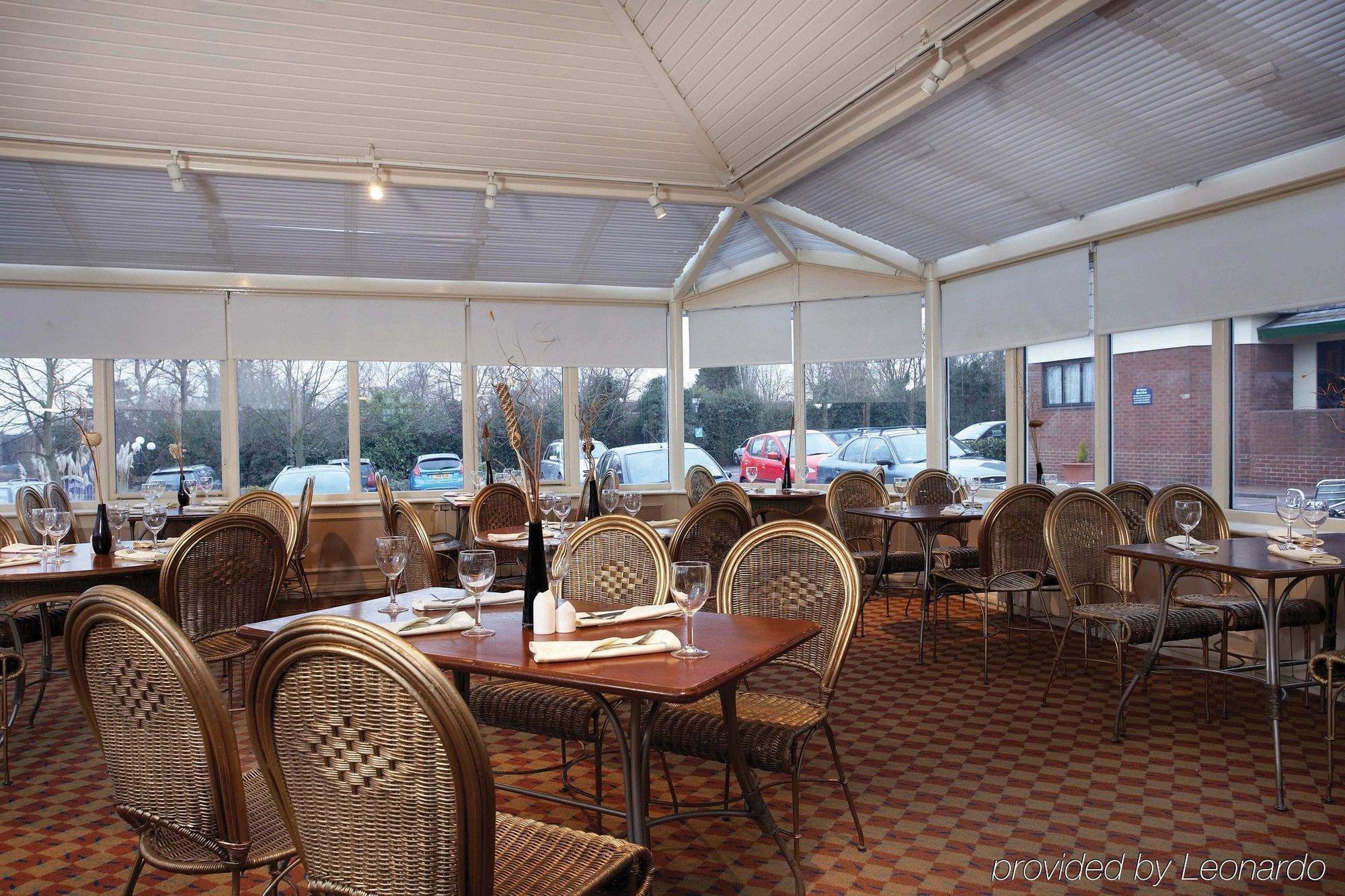โอโย ฮิมลีย์ คันทรี โฮเทล Hotel ดัดลีย์ ร้านอาหาร รูปภาพ